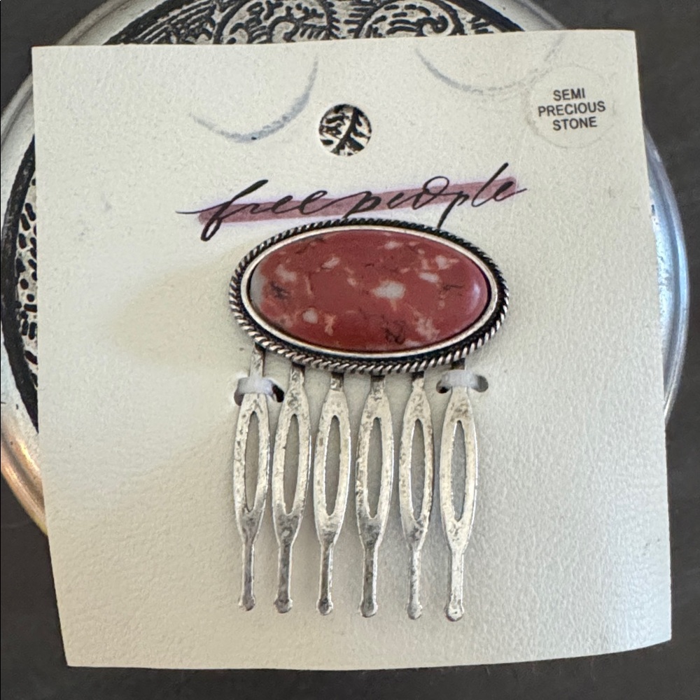 NWT FREE PEOPLE Semi precious stone hair comb